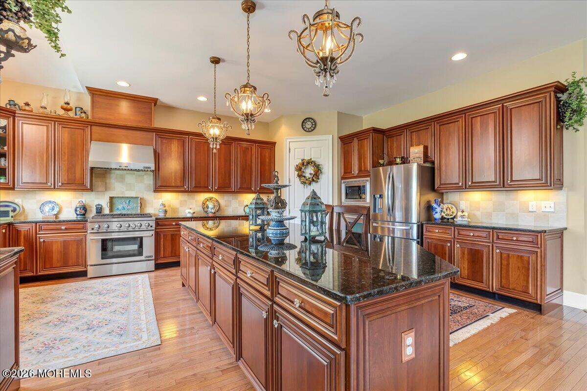 4 Apple Blossom Lane