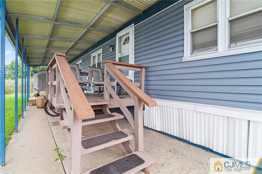 33 Alison Drive
