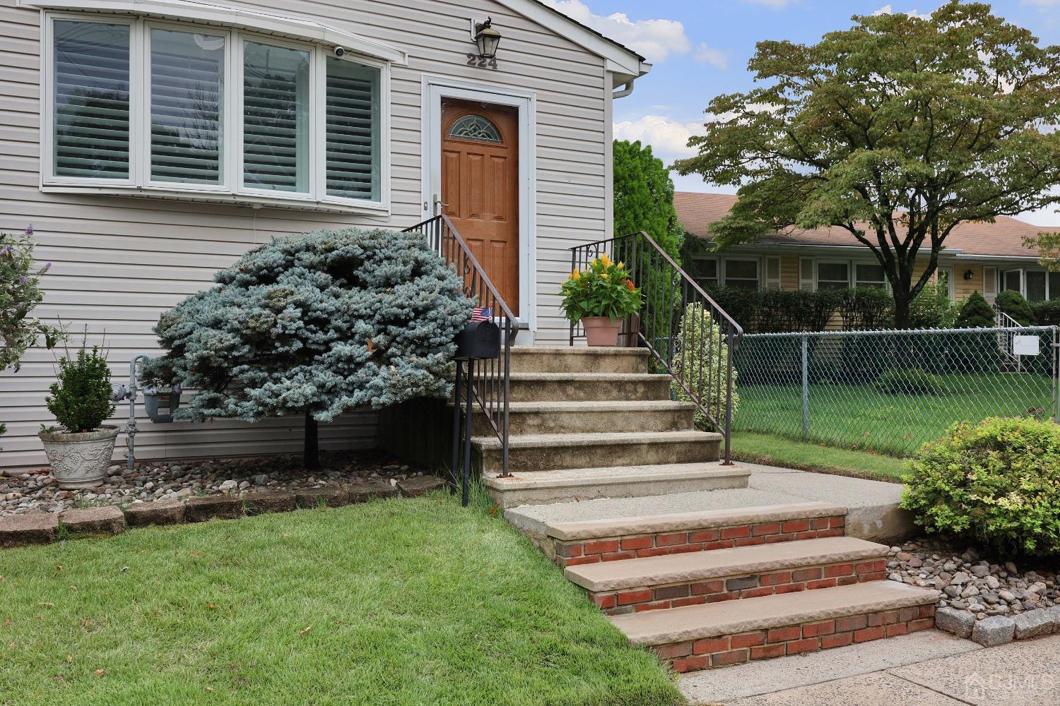 224 Shepherd Avenue