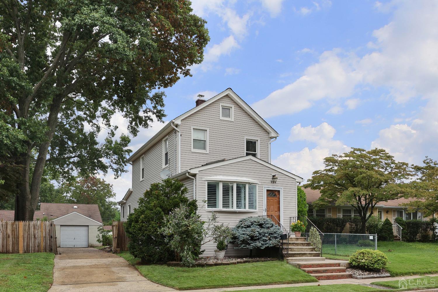 224 Shepherd Avenue