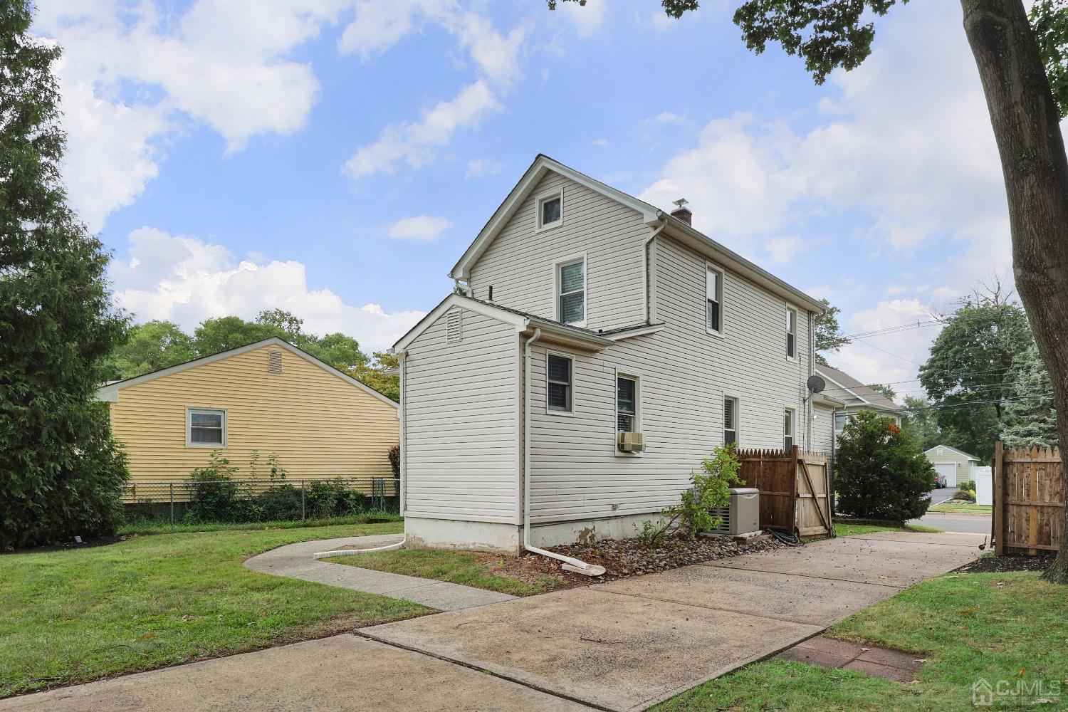 224 Shepherd Avenue