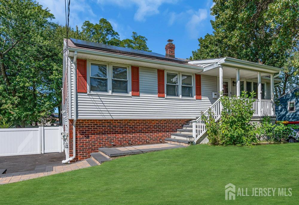 511 Thompson Place
