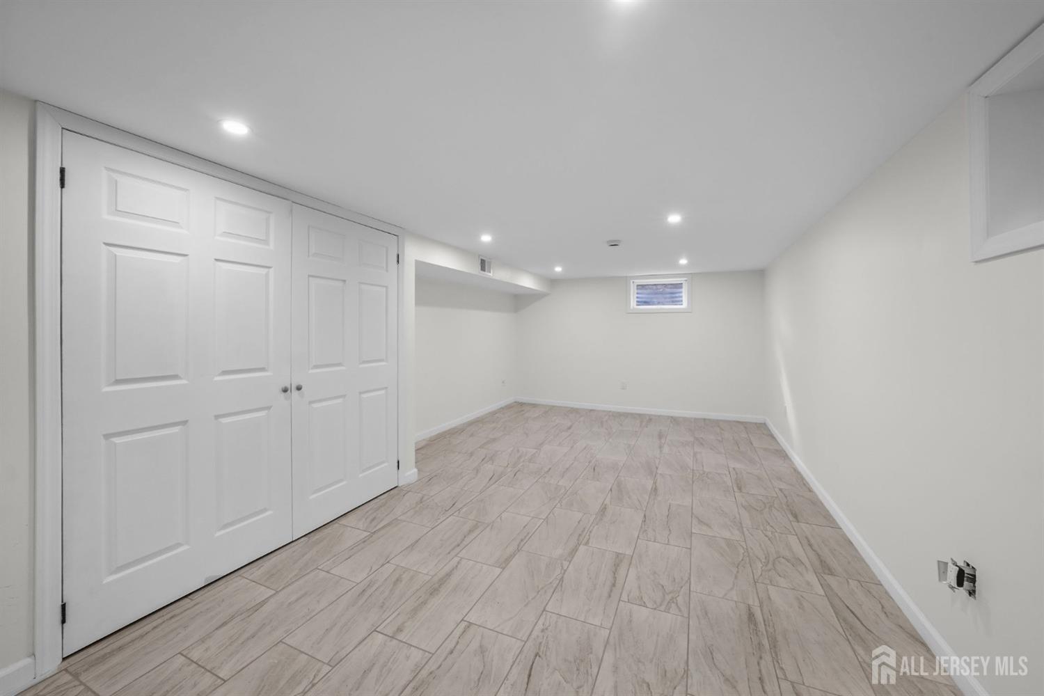 28 Tunison Road