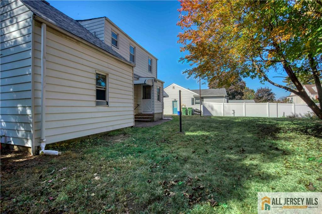 12 Crescent Avenue