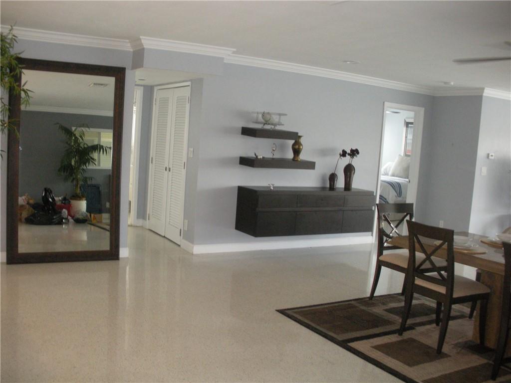 711 Bayshore Dr 302