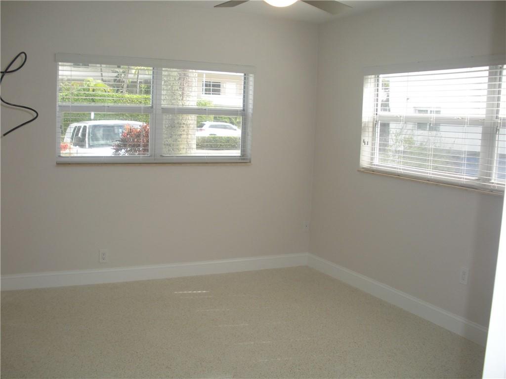 543 Orton Ave 5