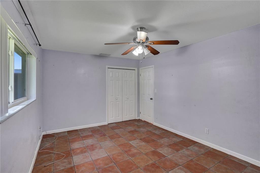 407 S 56th Ter
