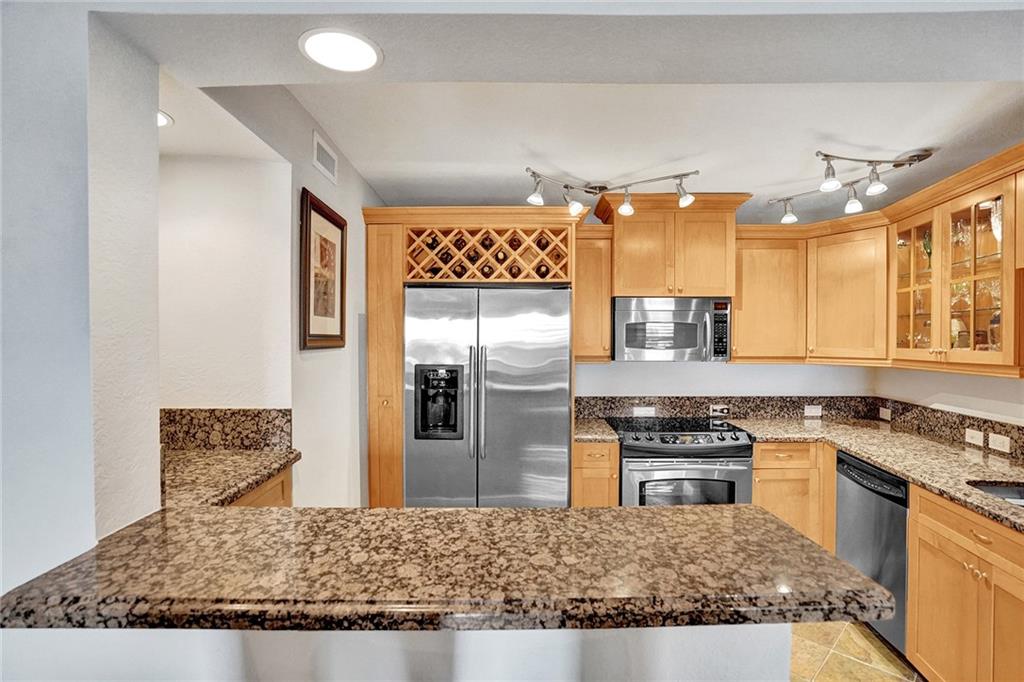 5100 Dupont Blvd 10I