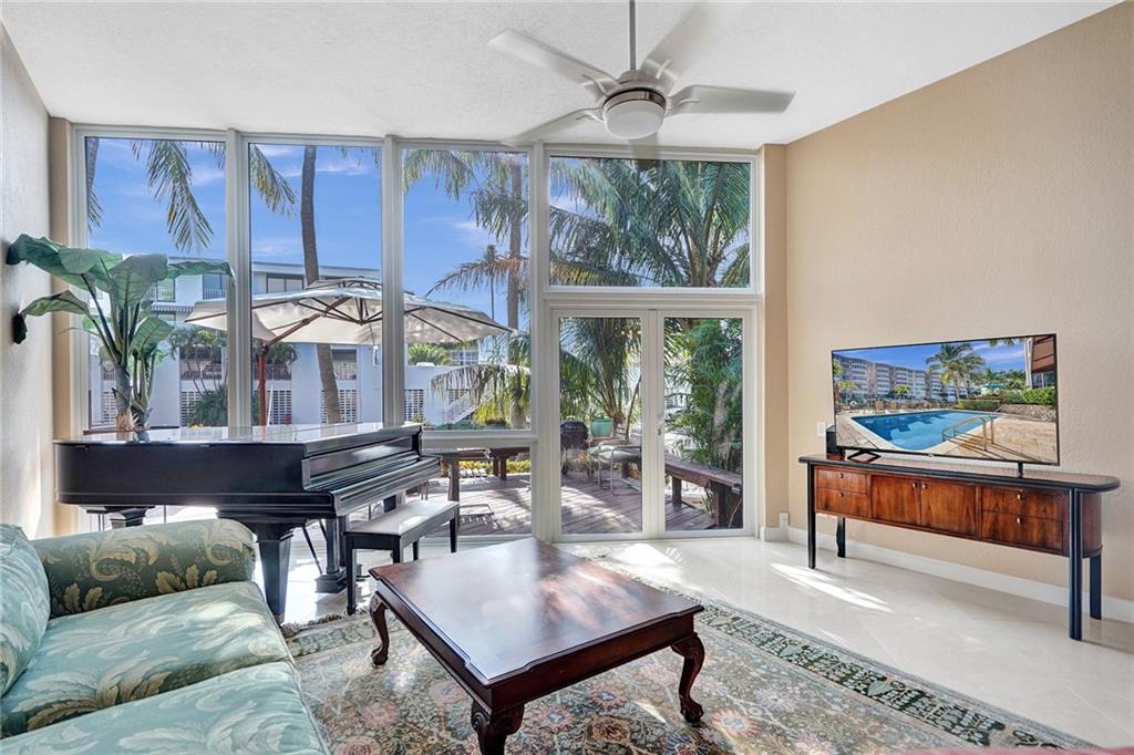 3078 NE 49th Street