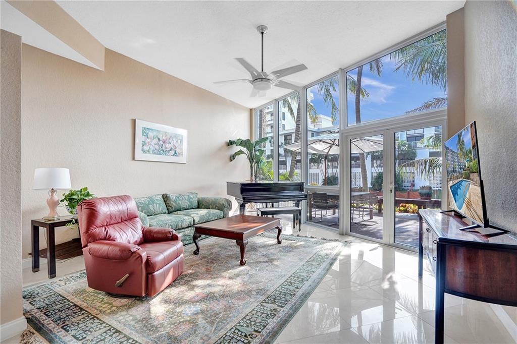 3078 NE 49th Street
