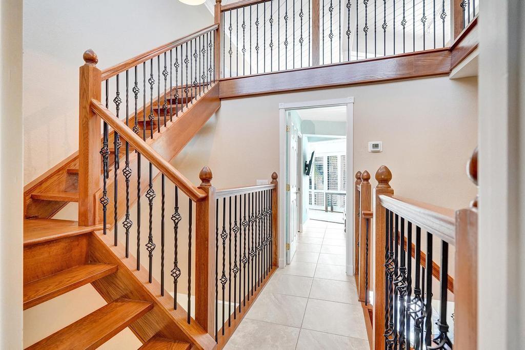 3078 NE 49th Street