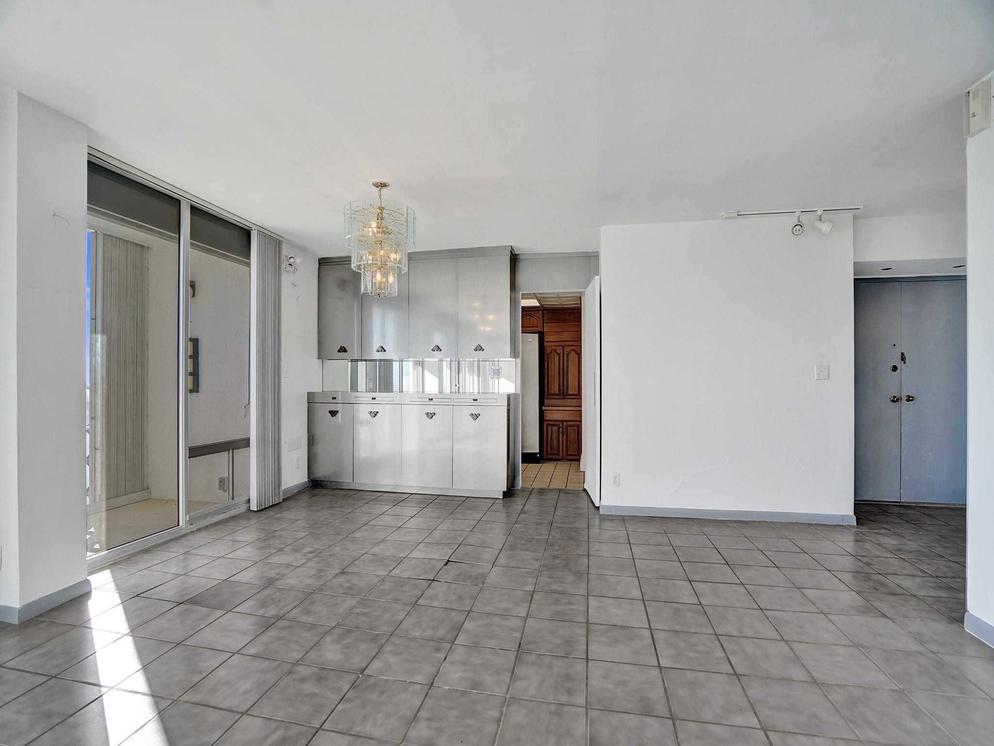 1200 S Ocean Blvd 14 A