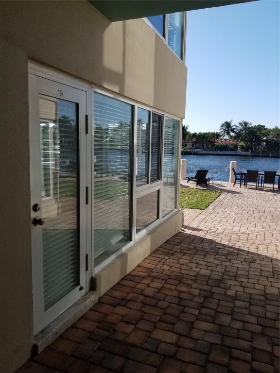 711 Bayshore Dr 104