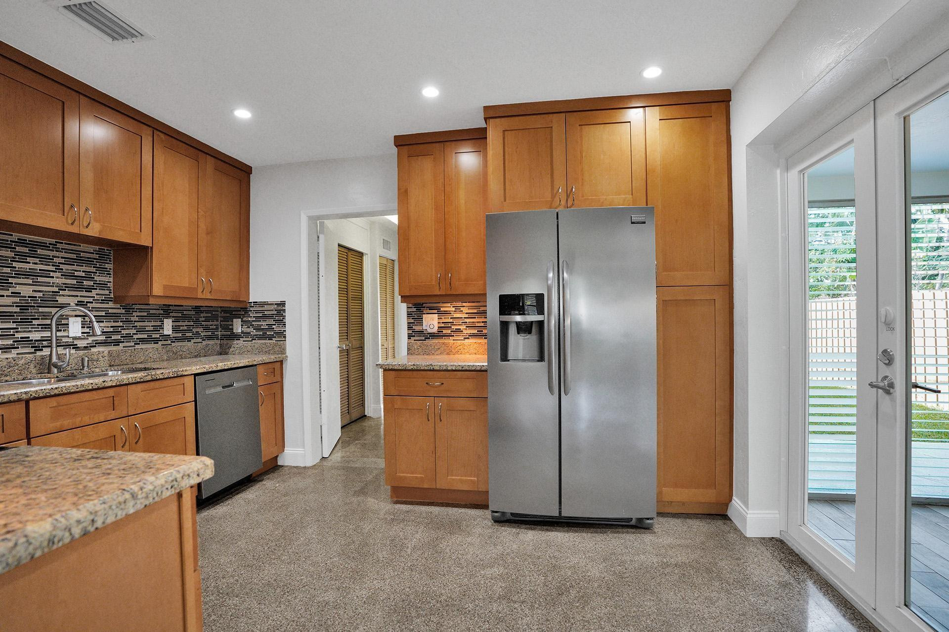 1617 NE 17th Ter