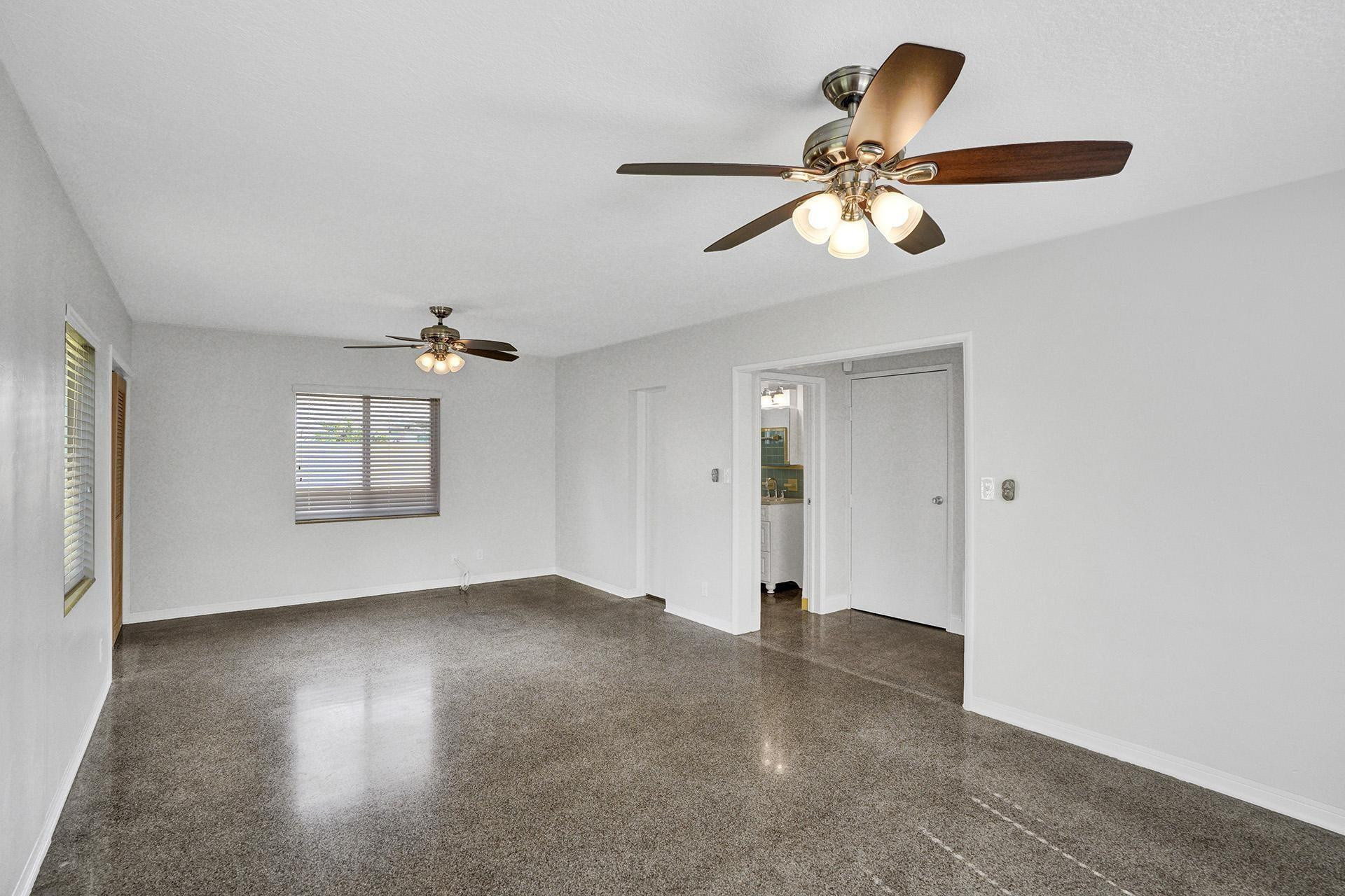 1617 NE 17th Ter