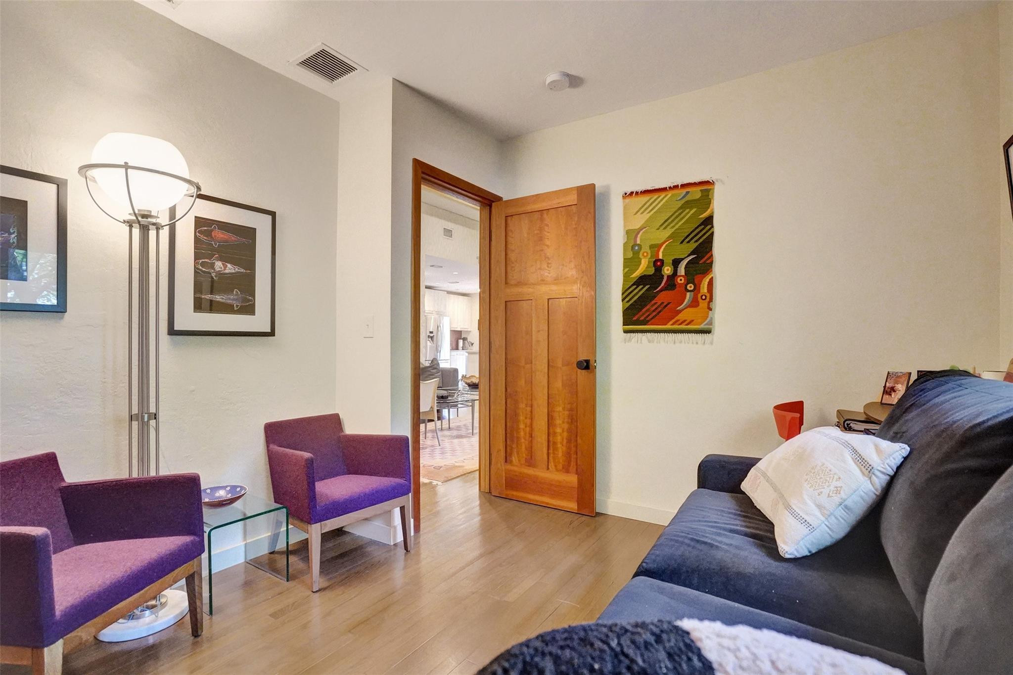 729 NE 18th Ave