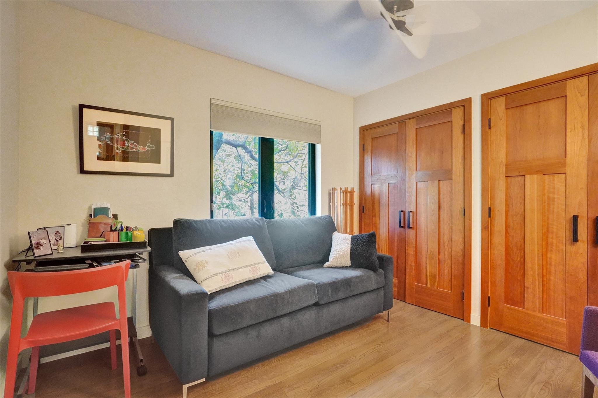 729 NE 18th Ave