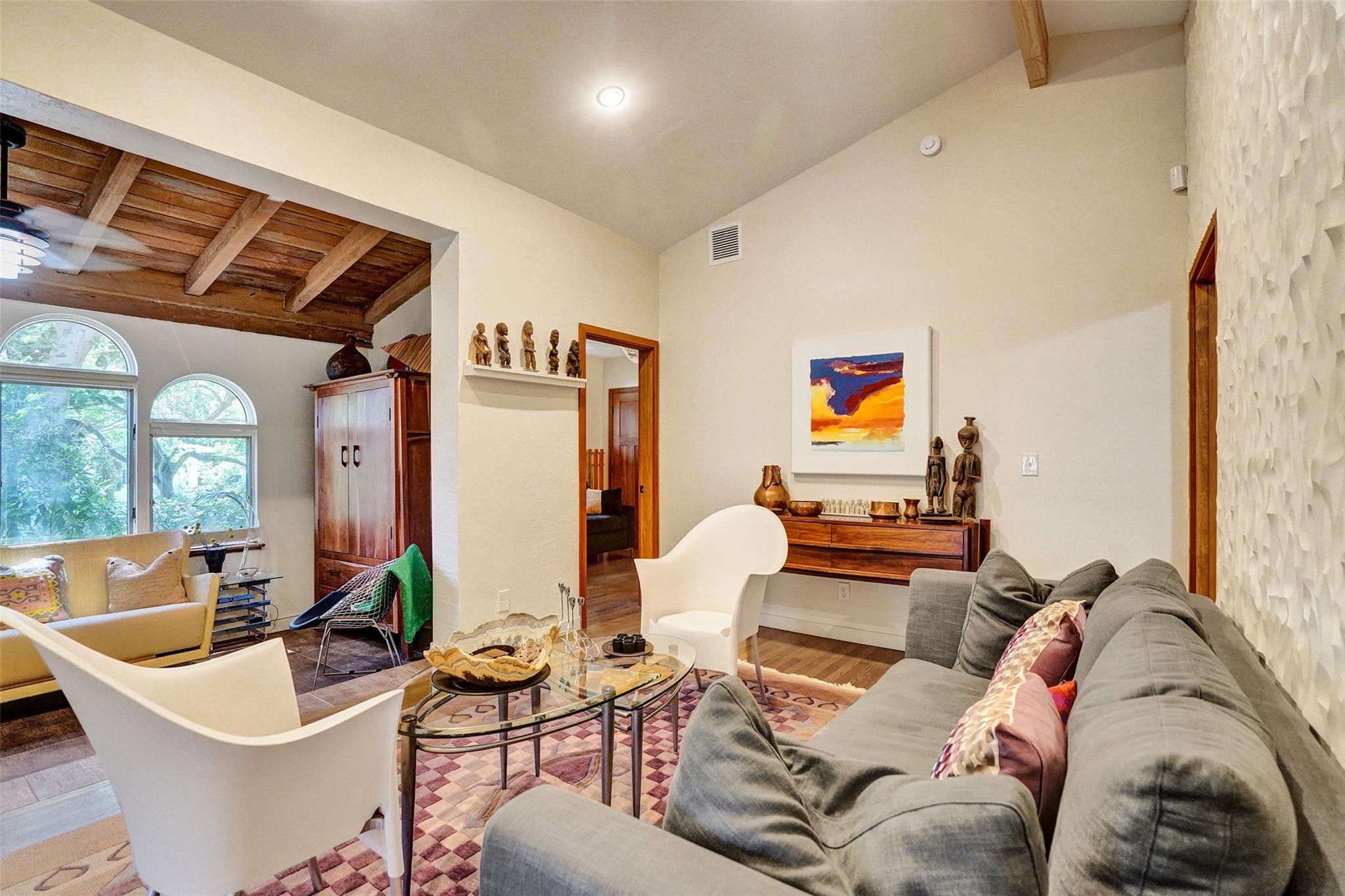 729 NE 18th Ave
