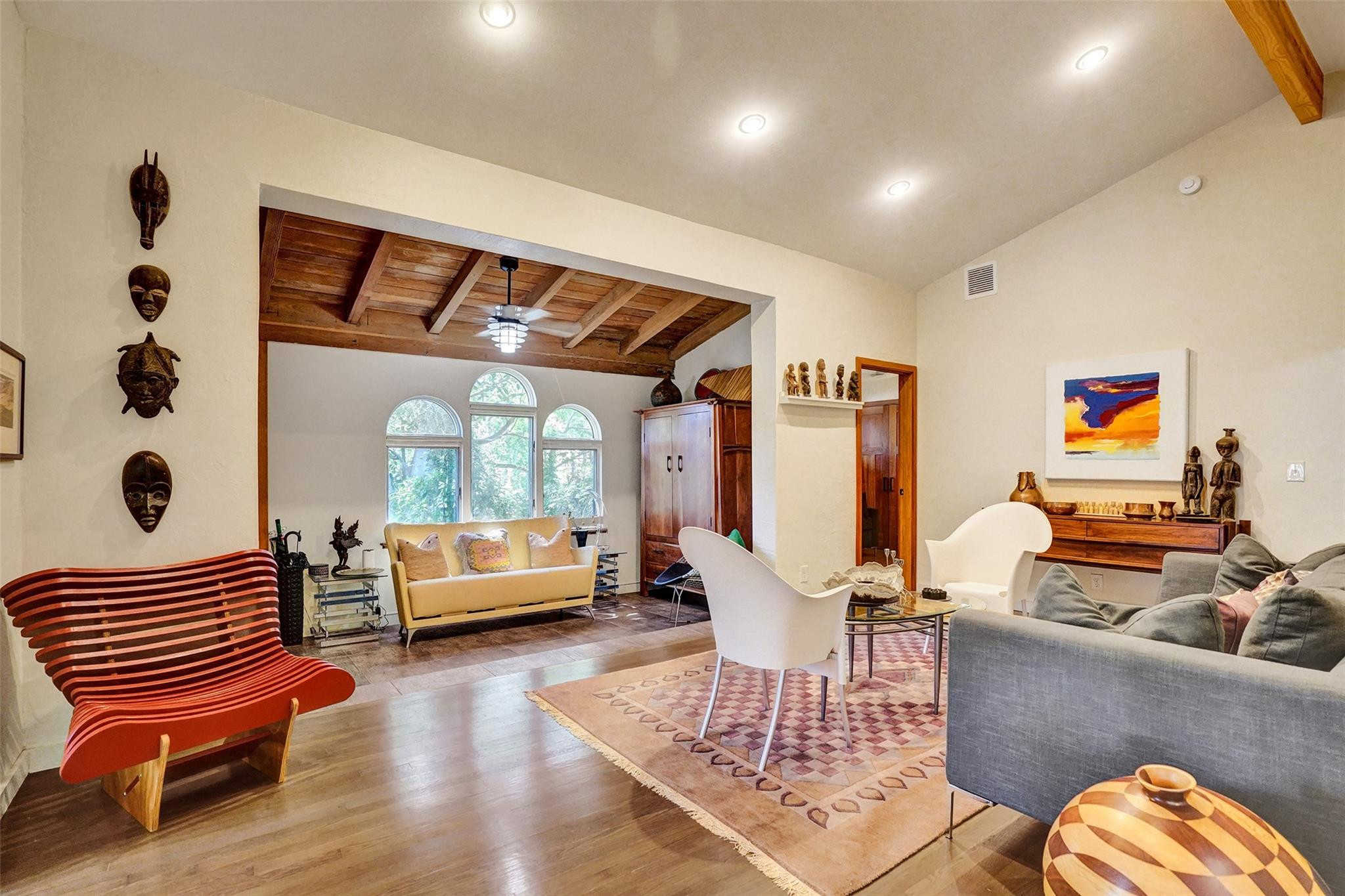 729 NE 18th Ave
