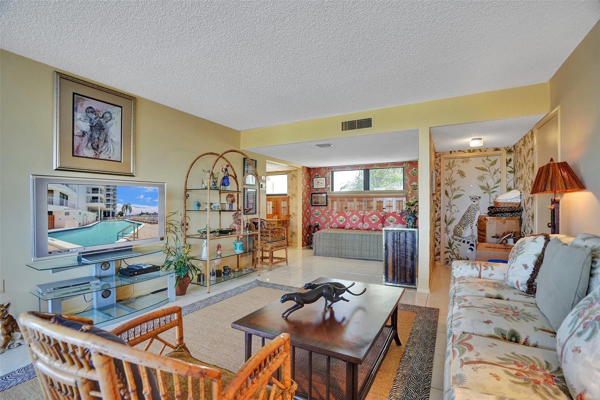 3100 NE 48th St 514