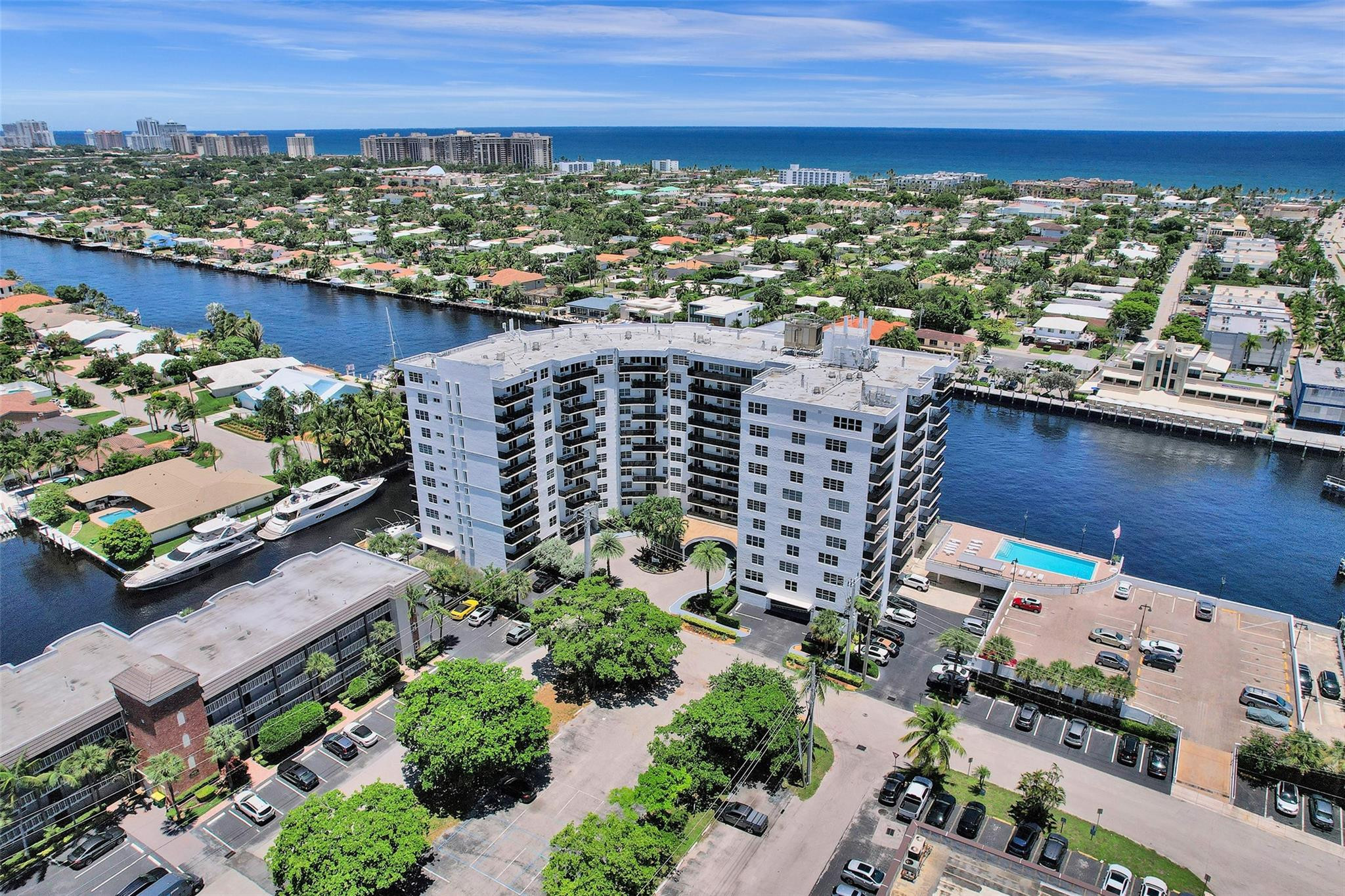 5100 Dupont Blvd 2G