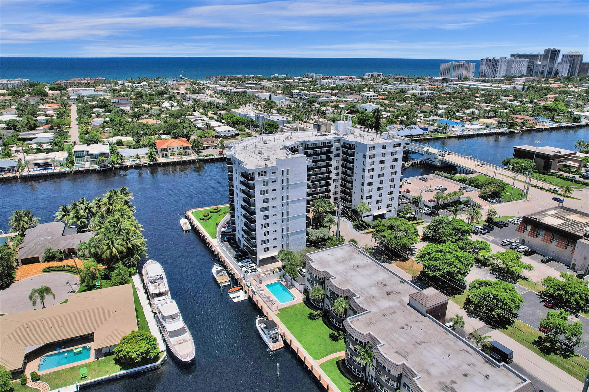 5100 Dupont Blvd 2G