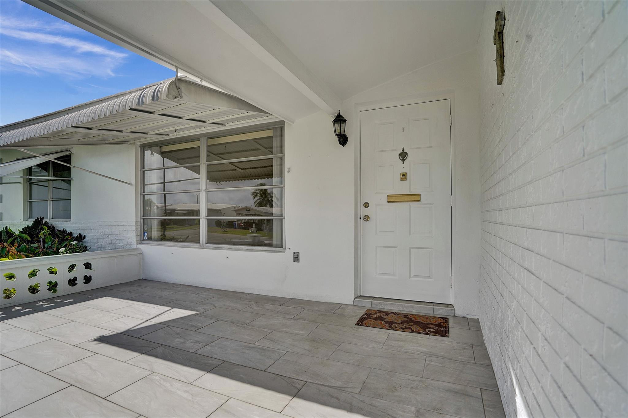3011 E Golf Blvd