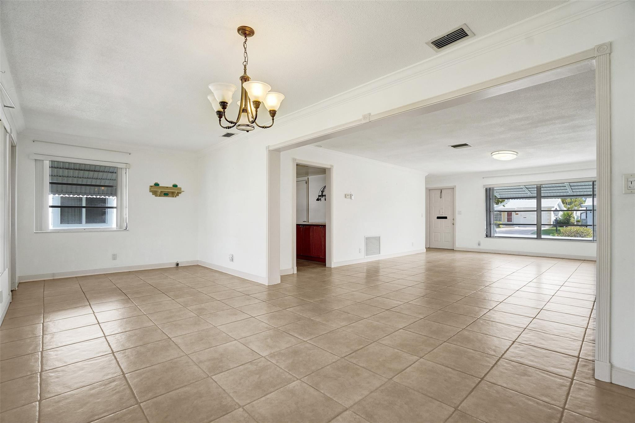 3011 E Golf Blvd