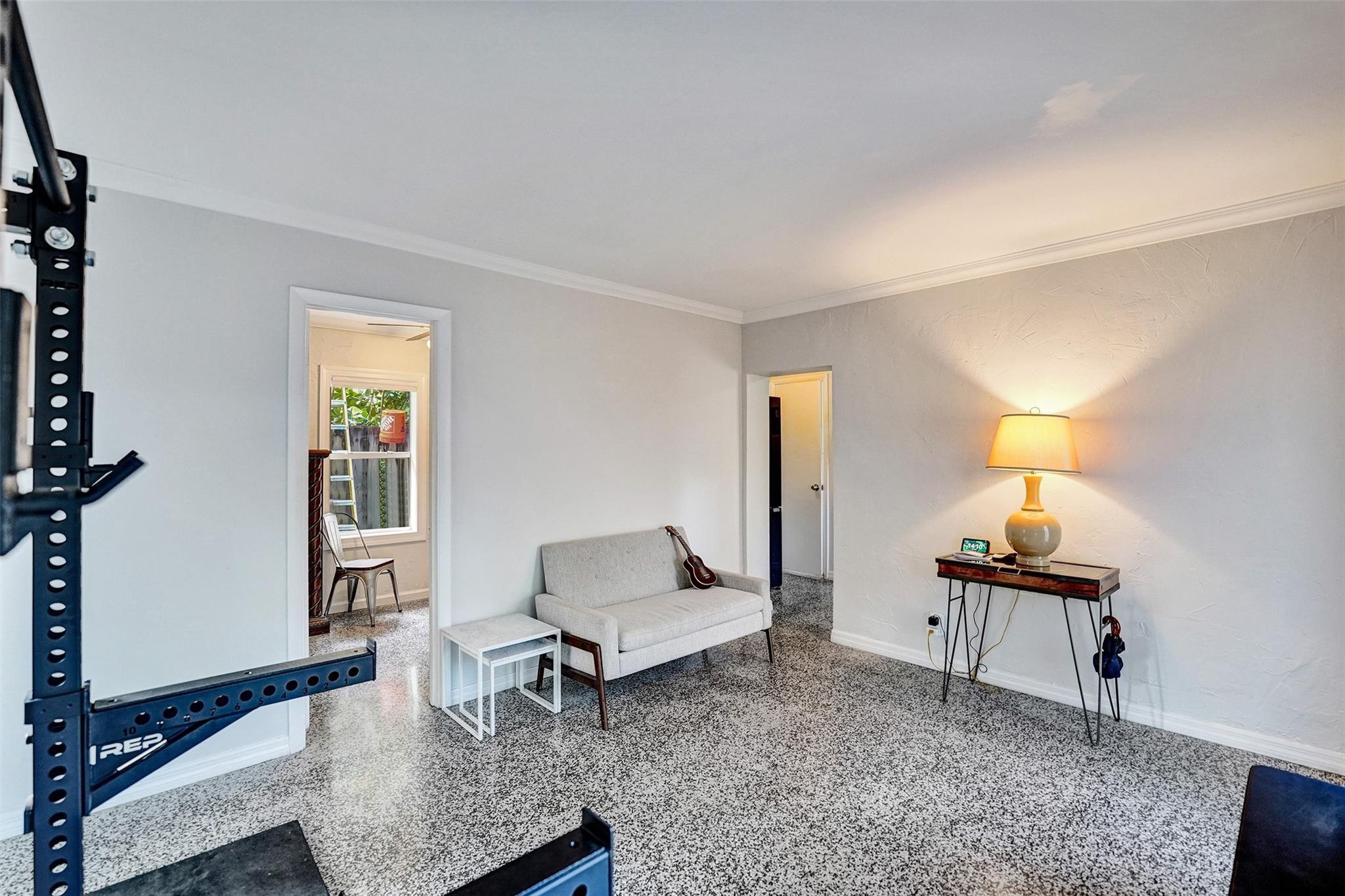 205 NE 17th Ave