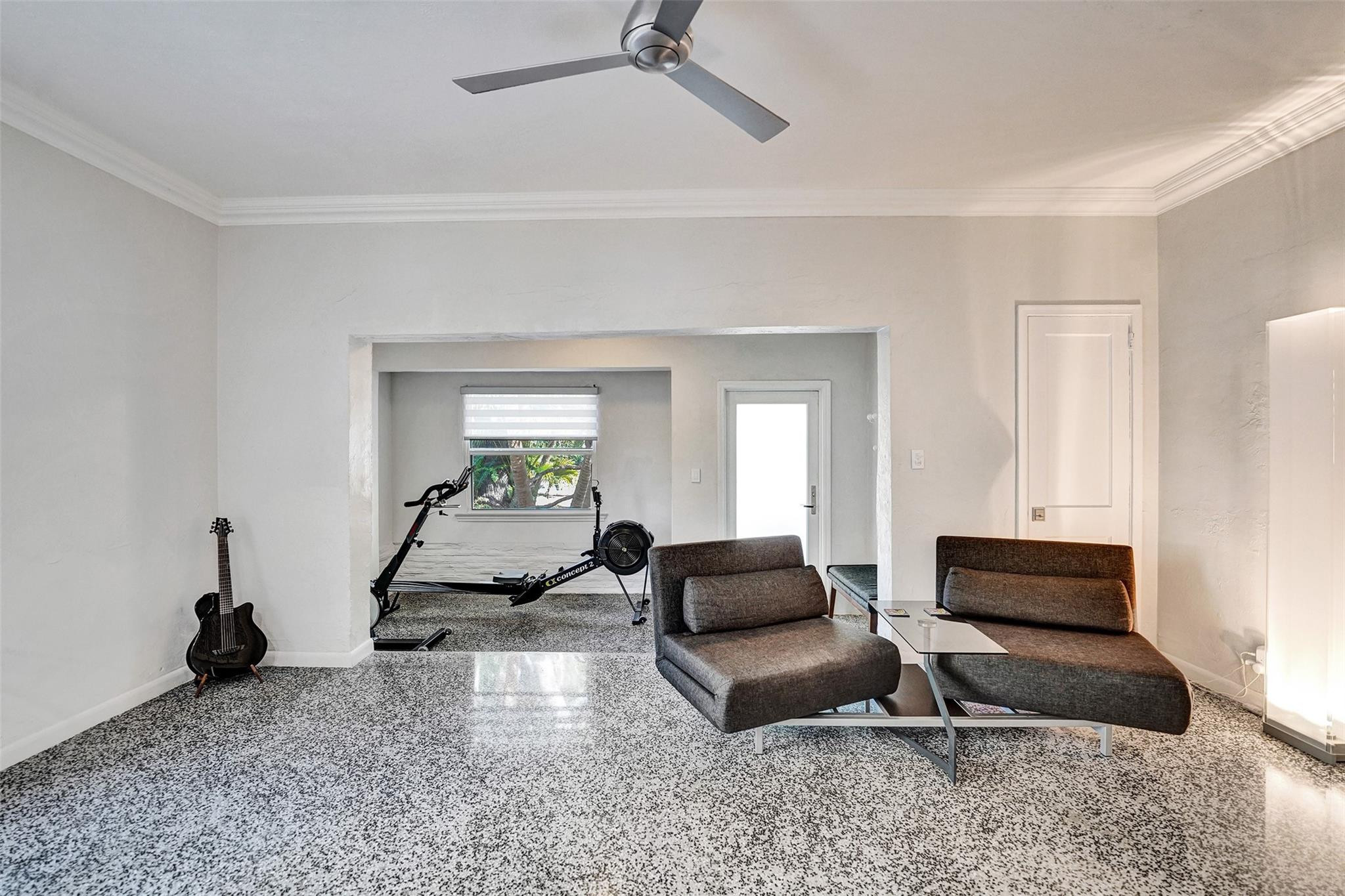 205 NE 17th Ave