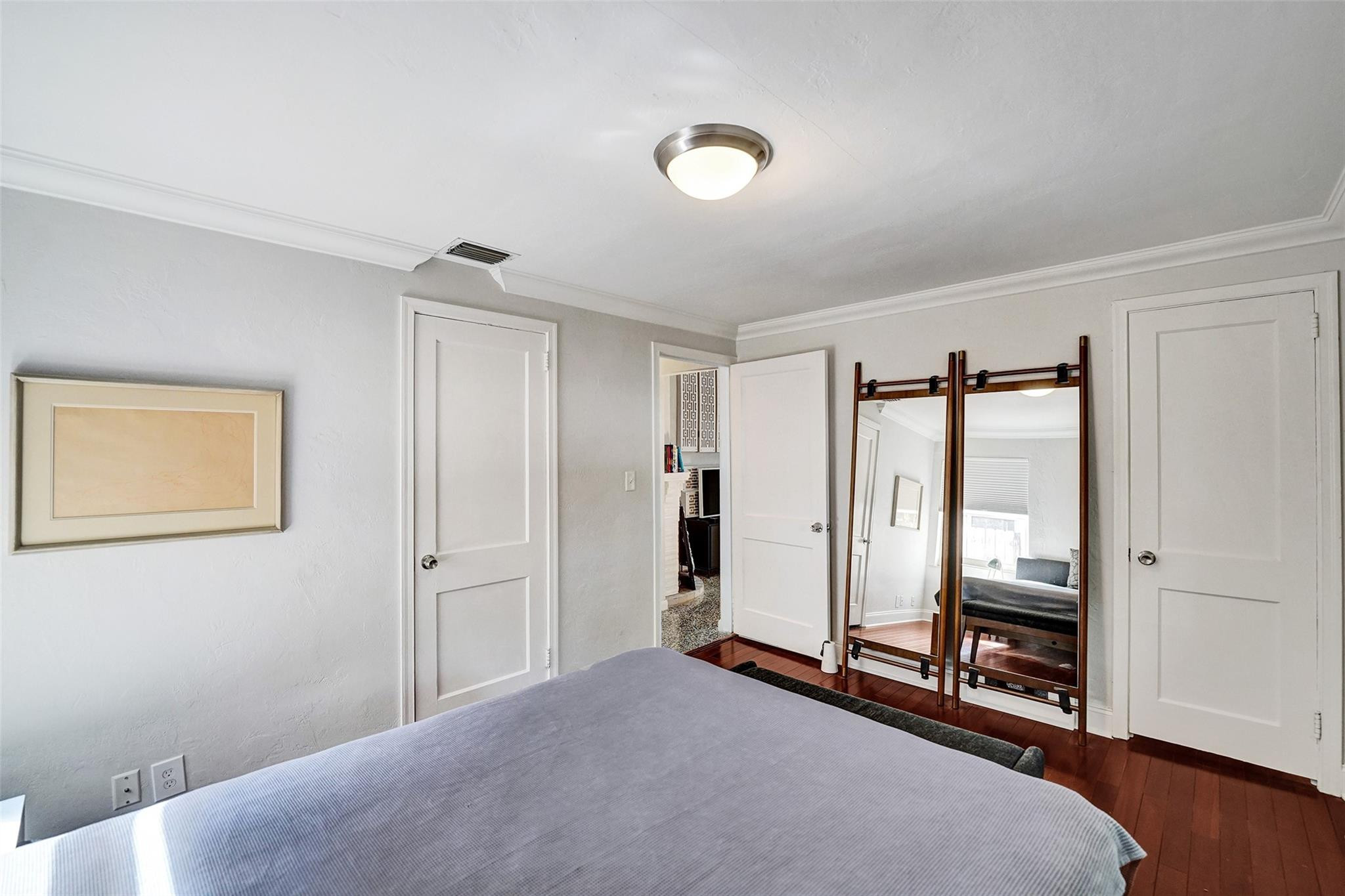 205 NE 17th Ave