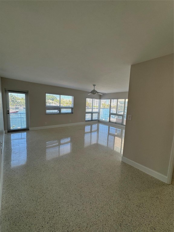 711 Bayshore Dr 204