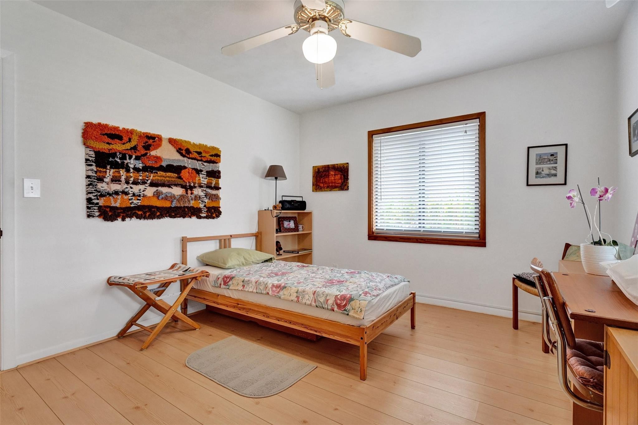1321 Mango Isle