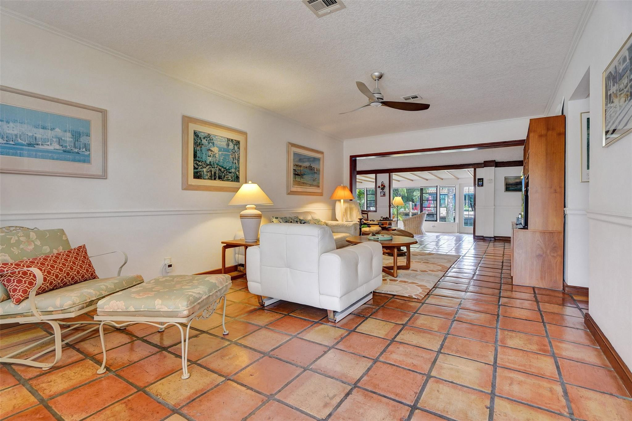 1321 Mango Isle