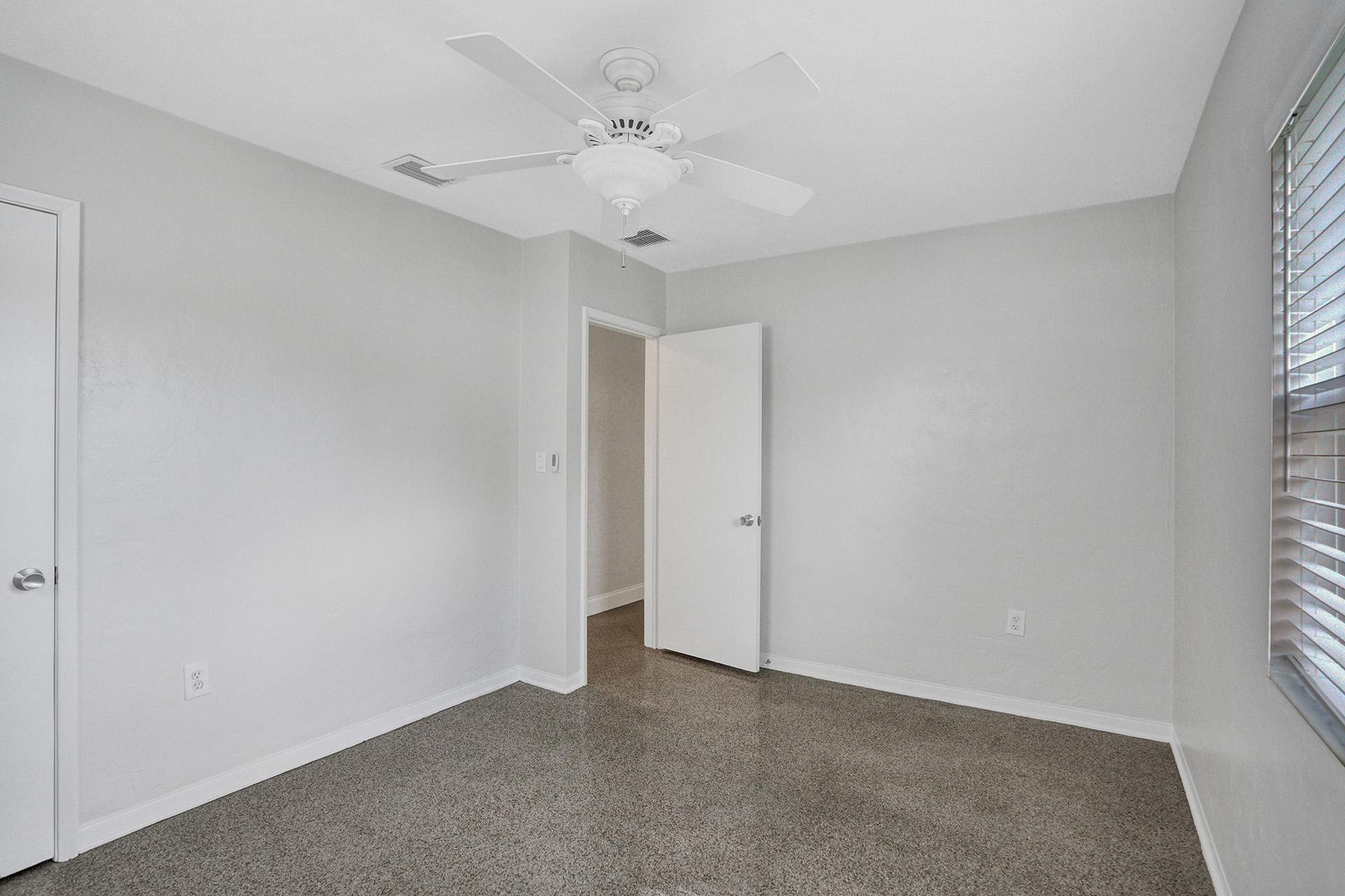 1617 NE 17th Ter
