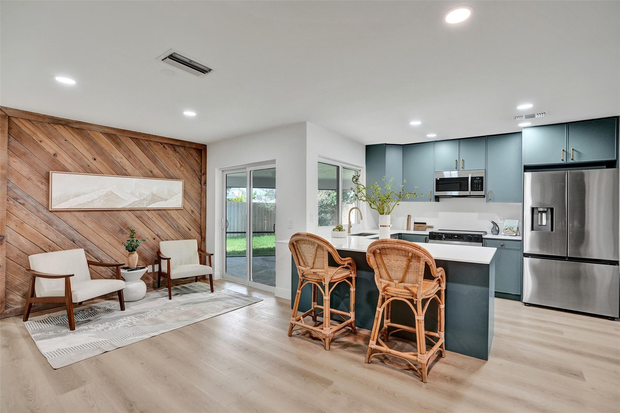 632 Ibis Dr