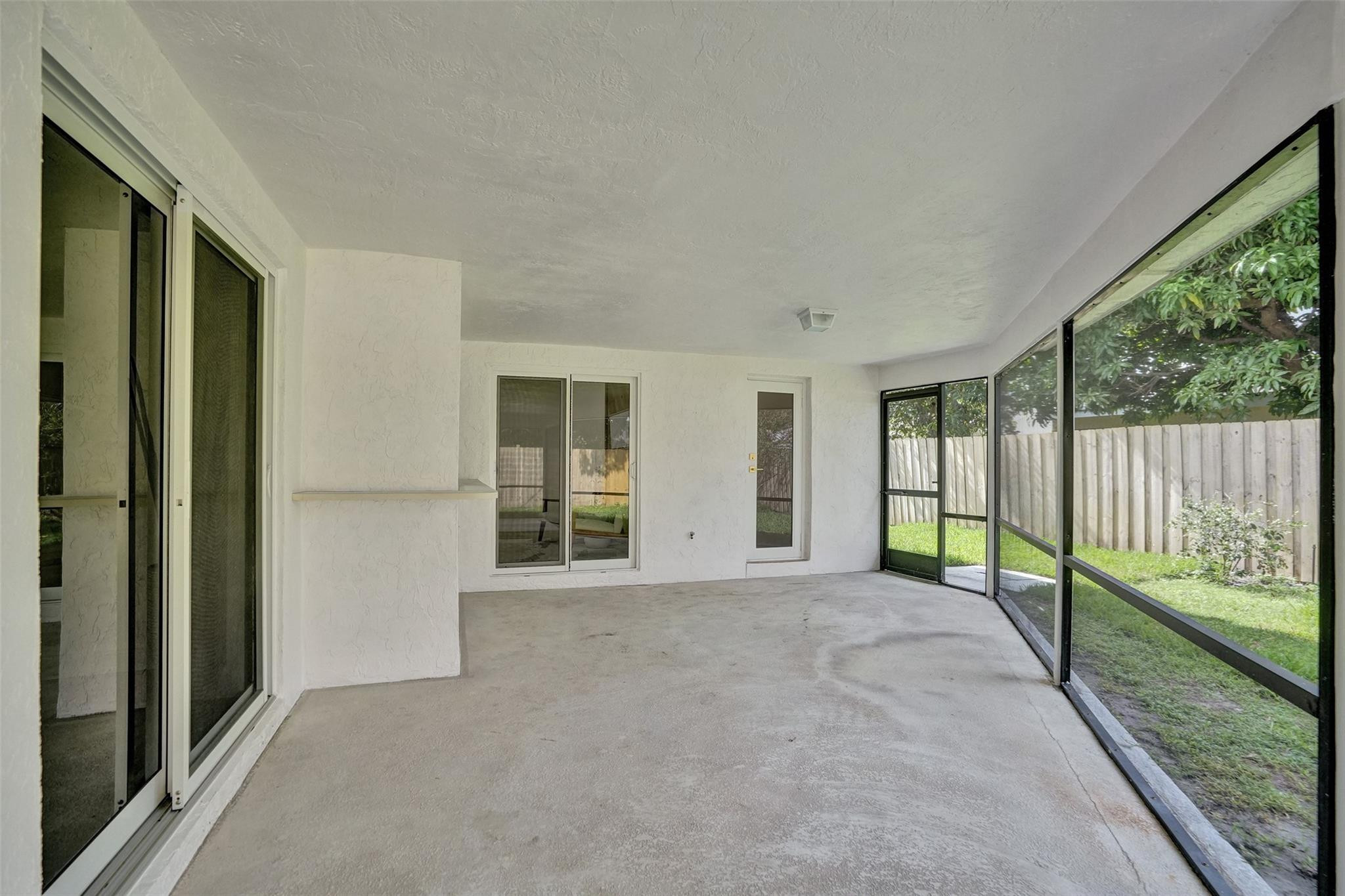 632 Ibis Dr