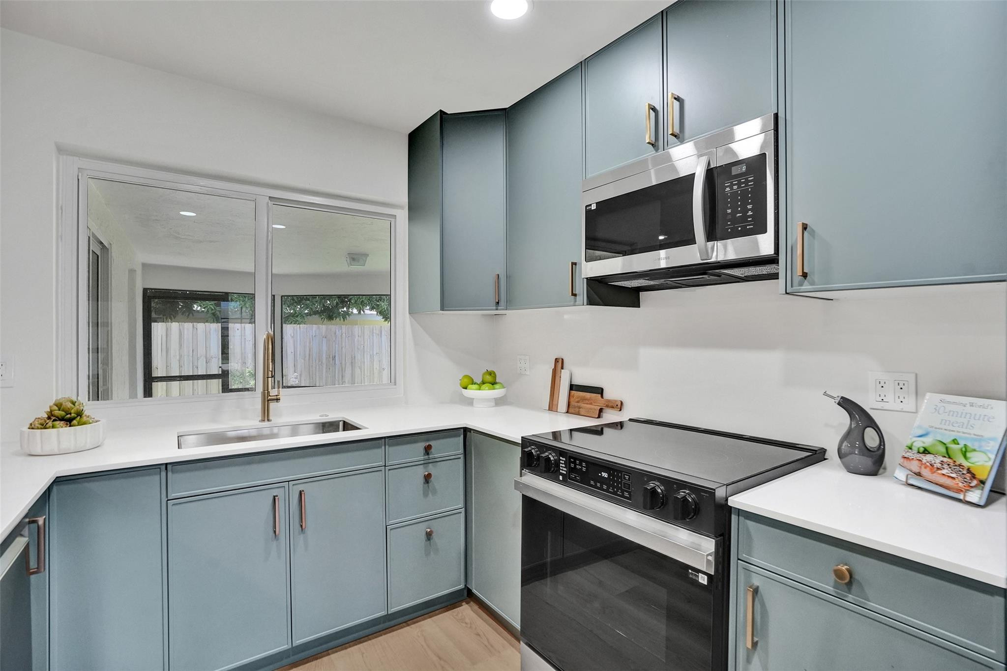 632 Ibis Dr