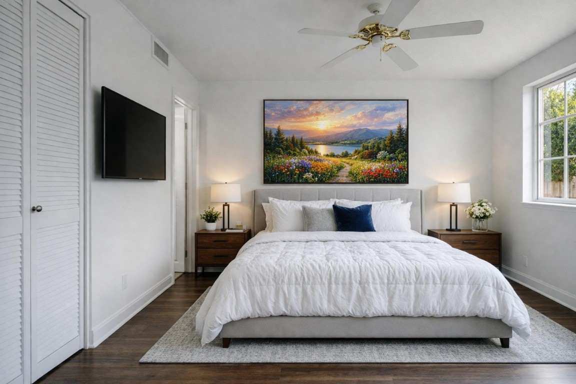 2230 N Cypress Bend Dr 504