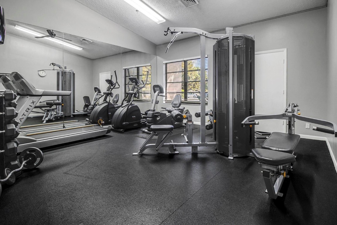 2230 N Cypress Bend Dr 504