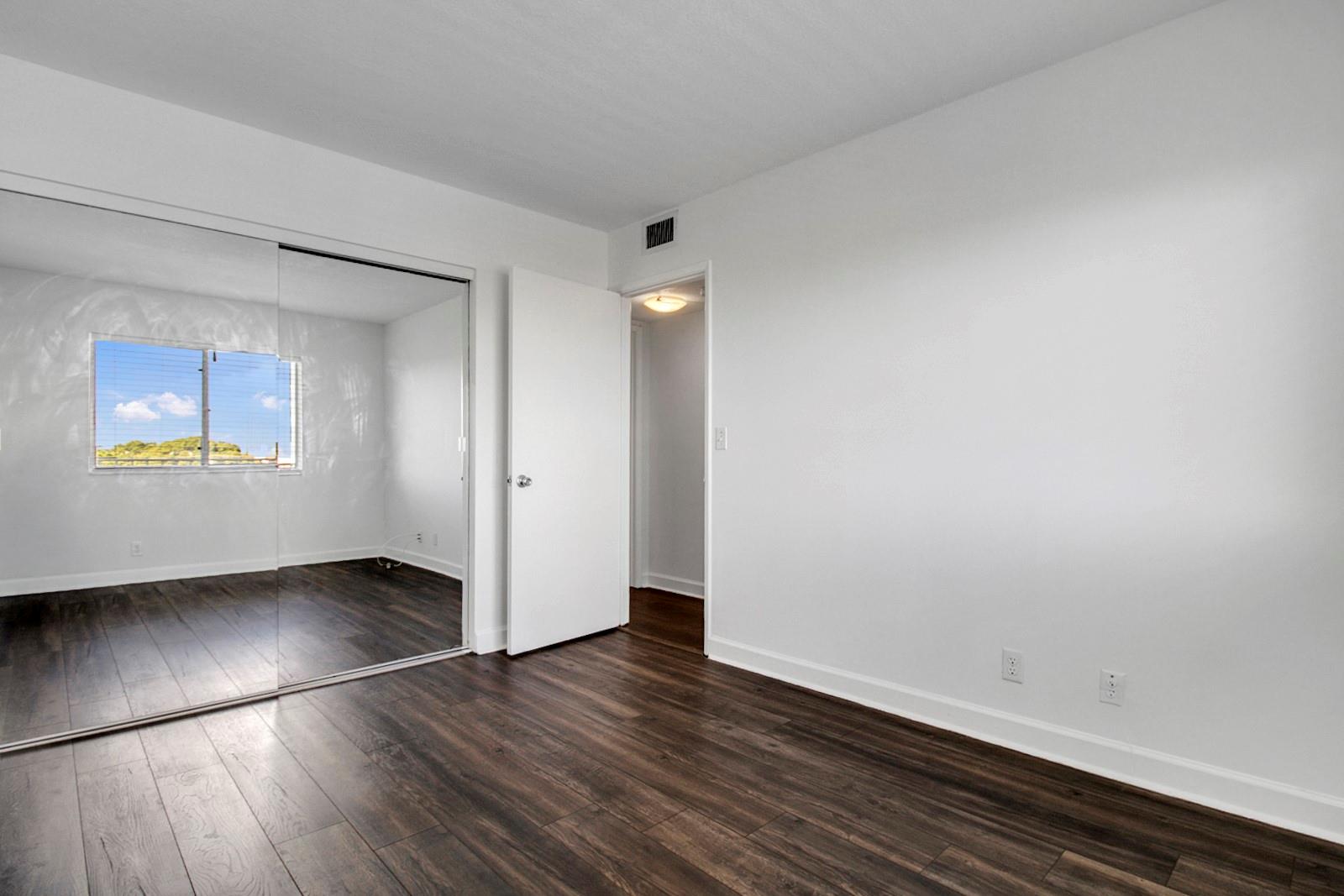 2230 N Cypress Bend Dr 504