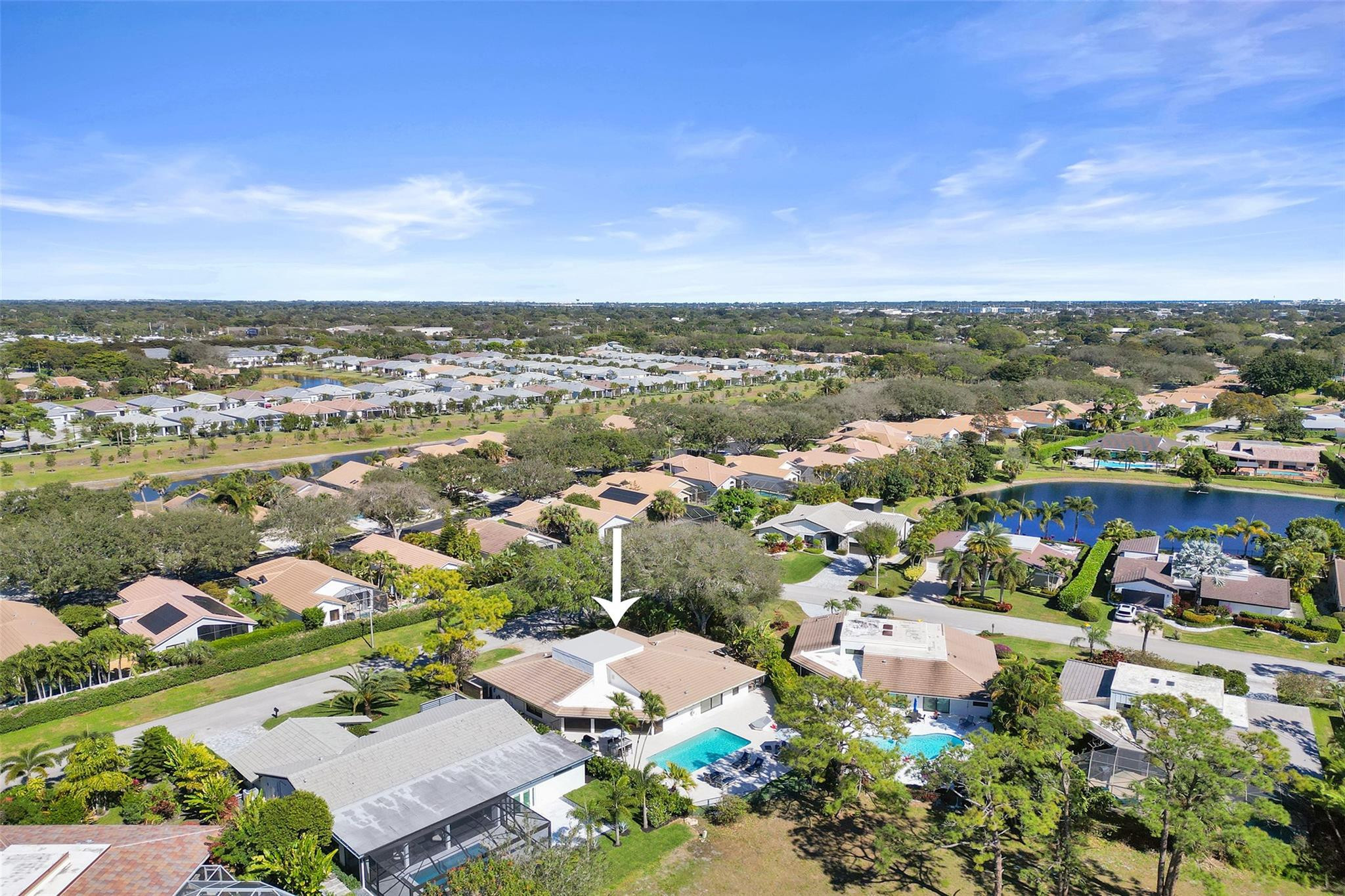 614 W Lakewoode Circle