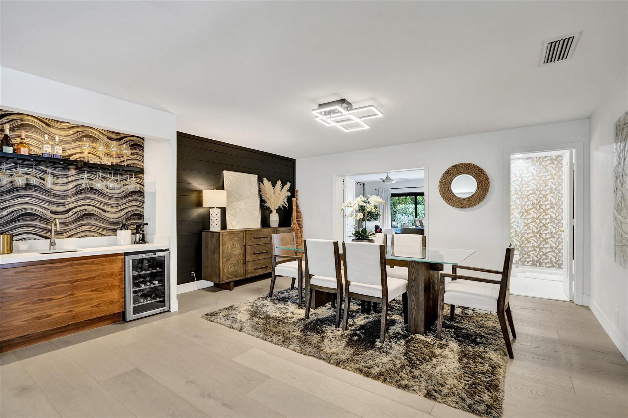 614 W Lakewoode Circle