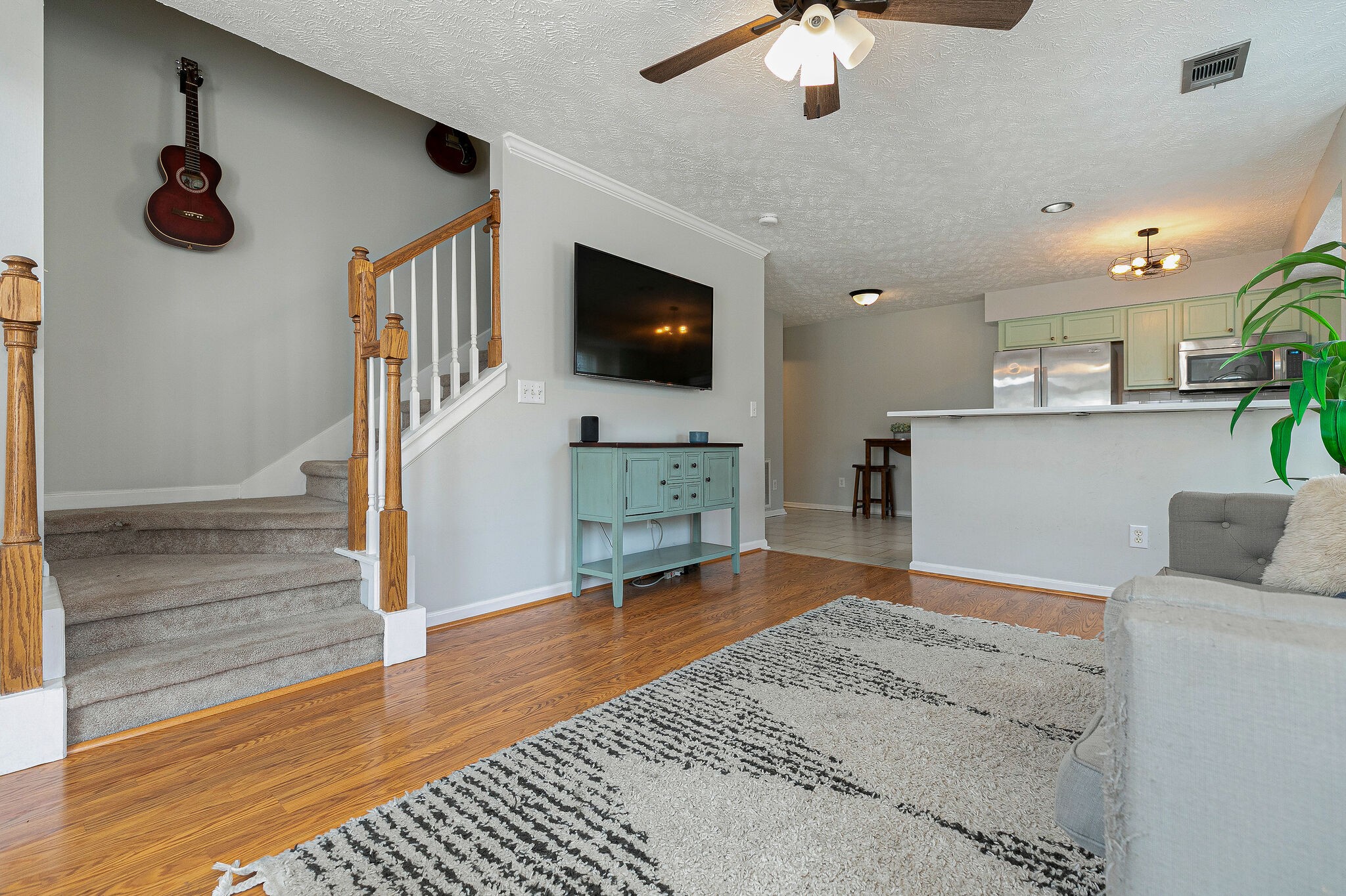 426 Compton Ln