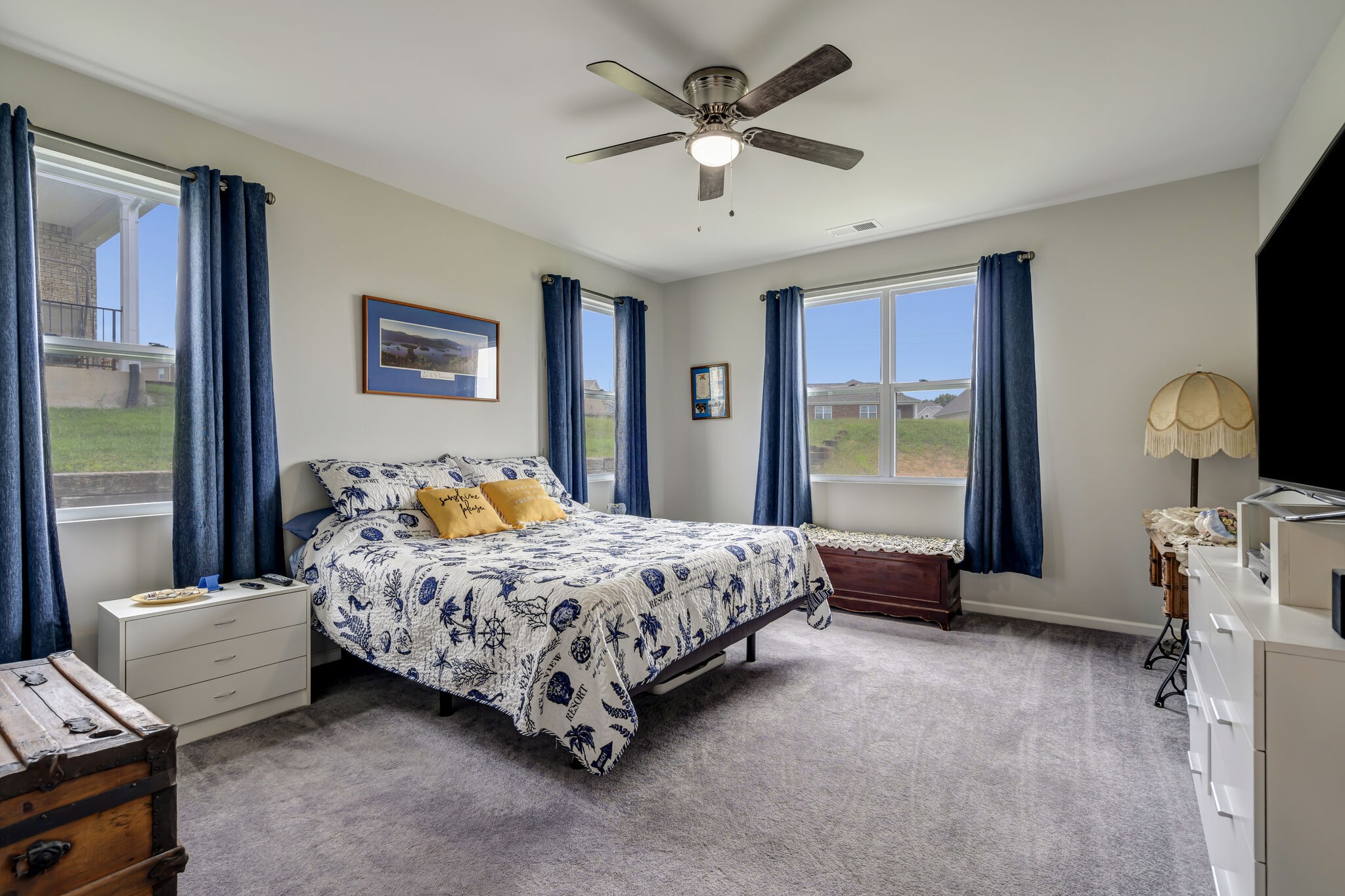 1414 Marigold Dr