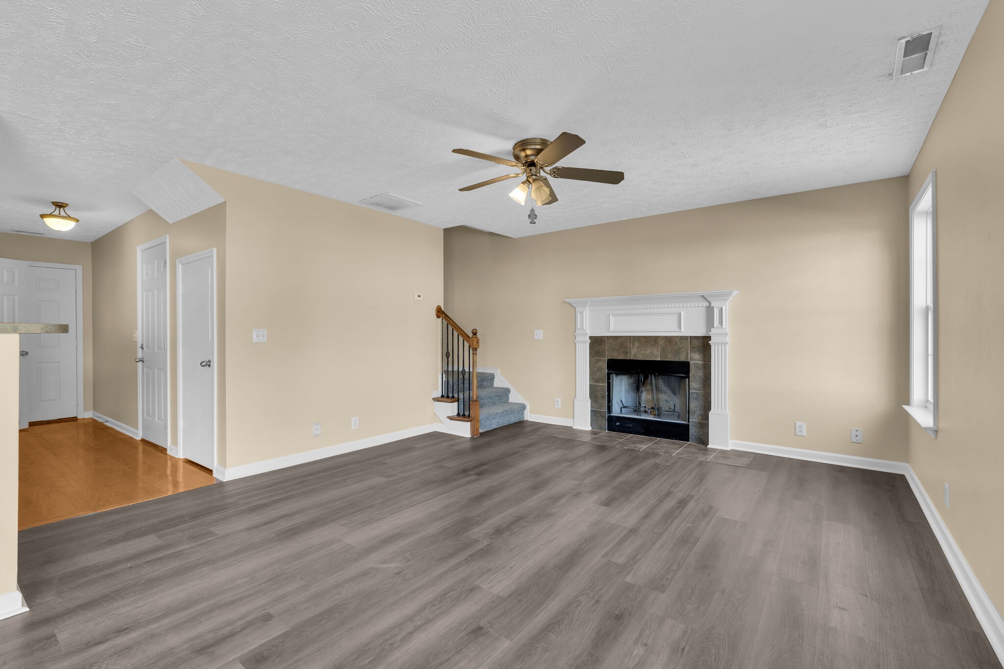 1266 Lasalle Dr