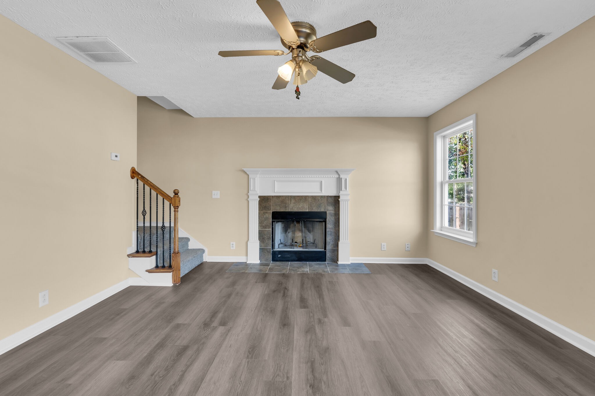 1266 Lasalle Dr