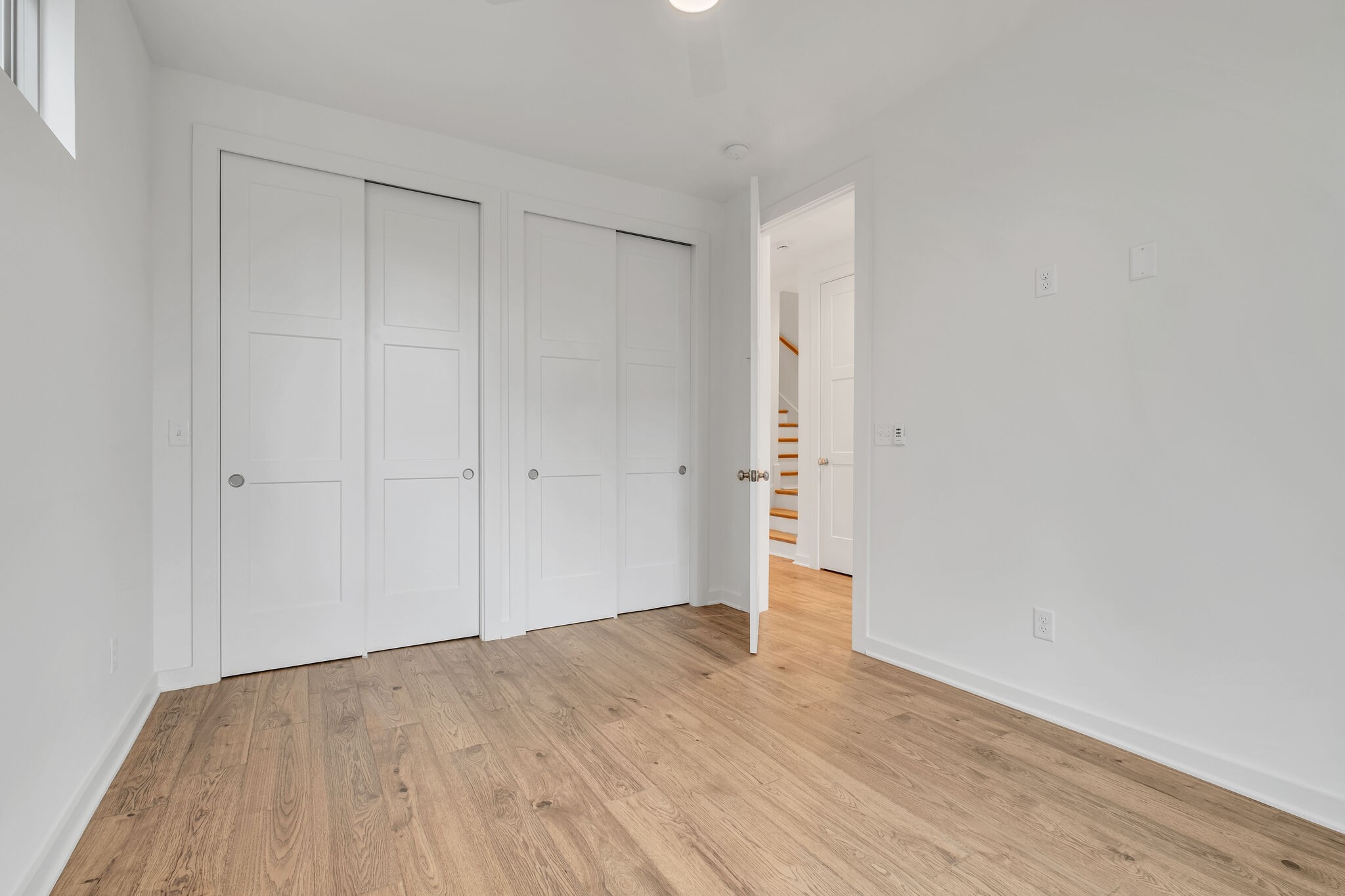 3064 Edwin Cir