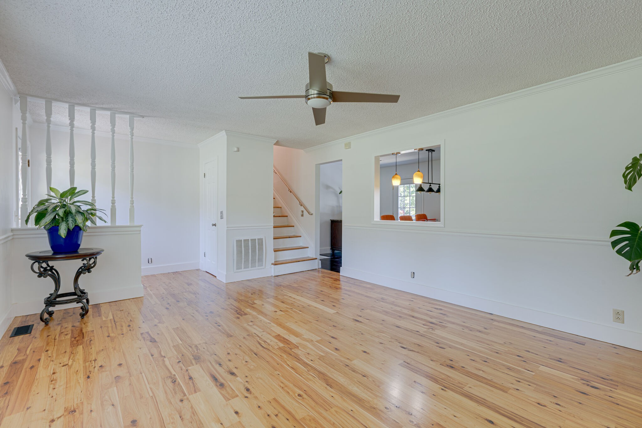 1711 Araby Dr