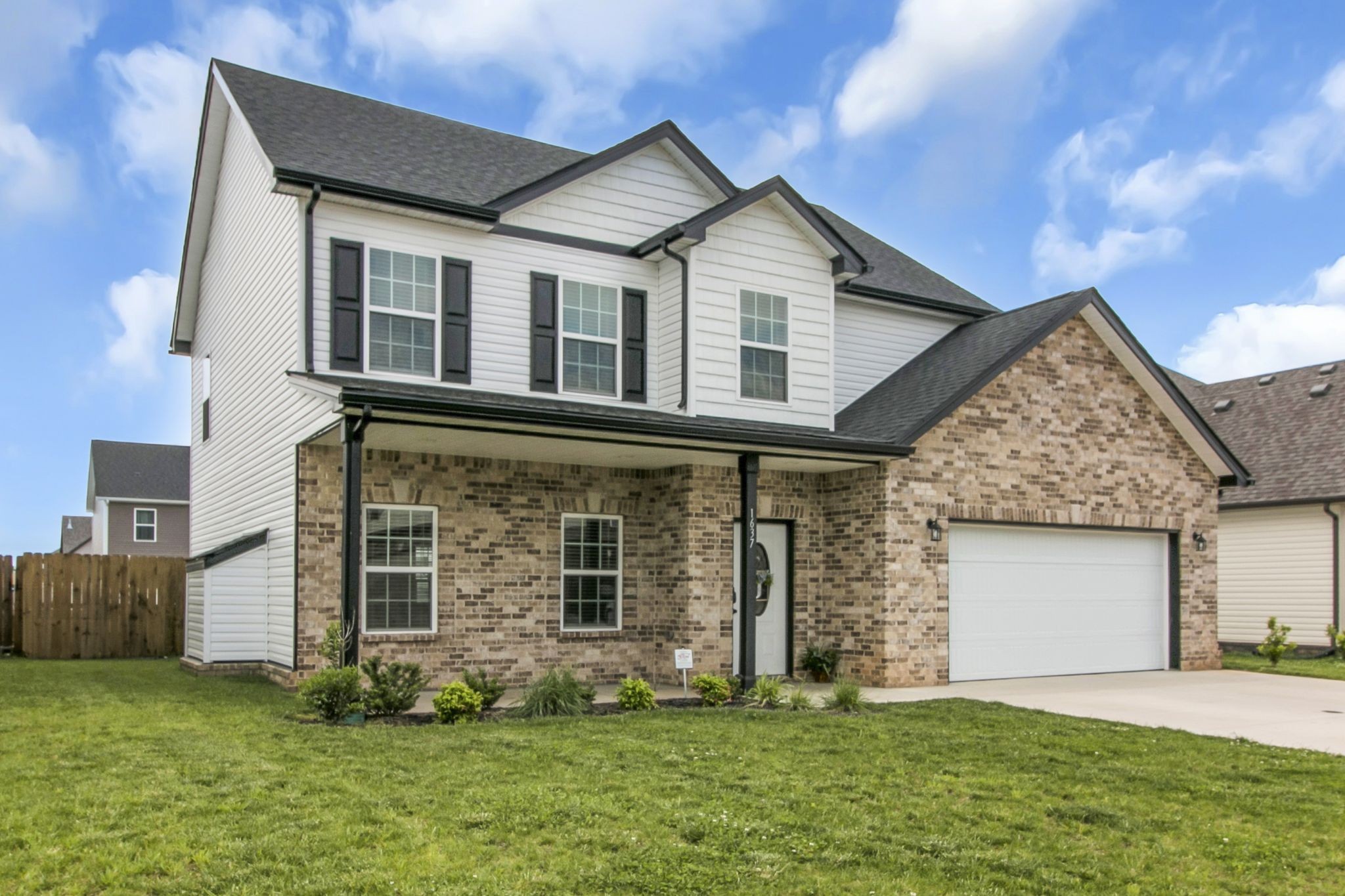 1637 Kestrel Dr